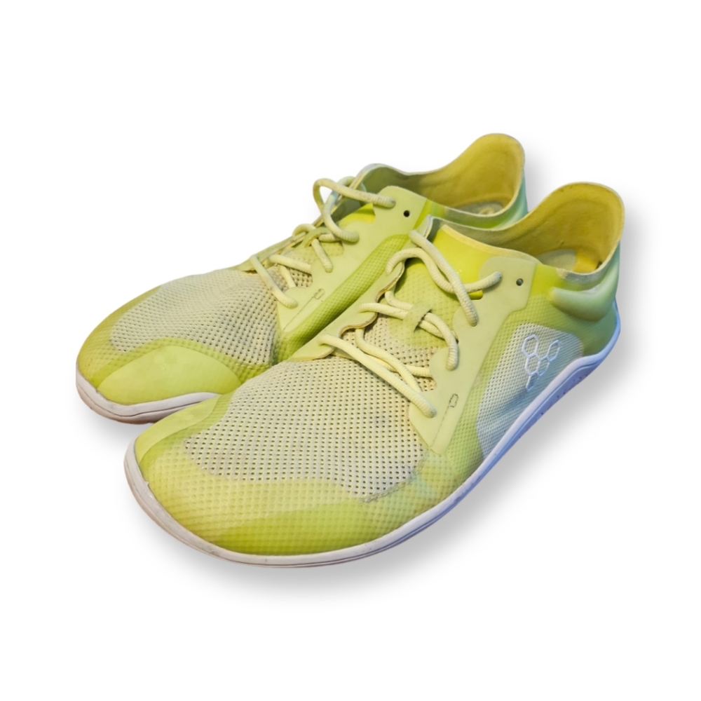 Size 10 Vivo Bio Lyte Barefoot Shoes